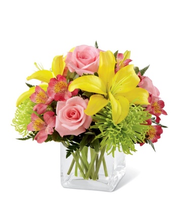Pastel Mixed Flower Arrangement with Pink Roses & Lilies
