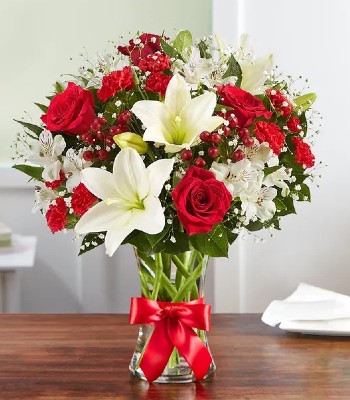 Valentine's Day Mix Flower Arrangement in Glass Vase