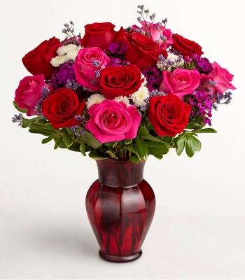 Romantic Red and Pink Rose Arrangement
