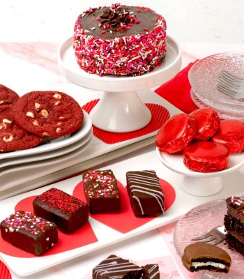 Valentine-s Day Dessert Gift Collection