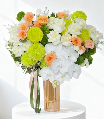 Fresh Anniversary Flowers